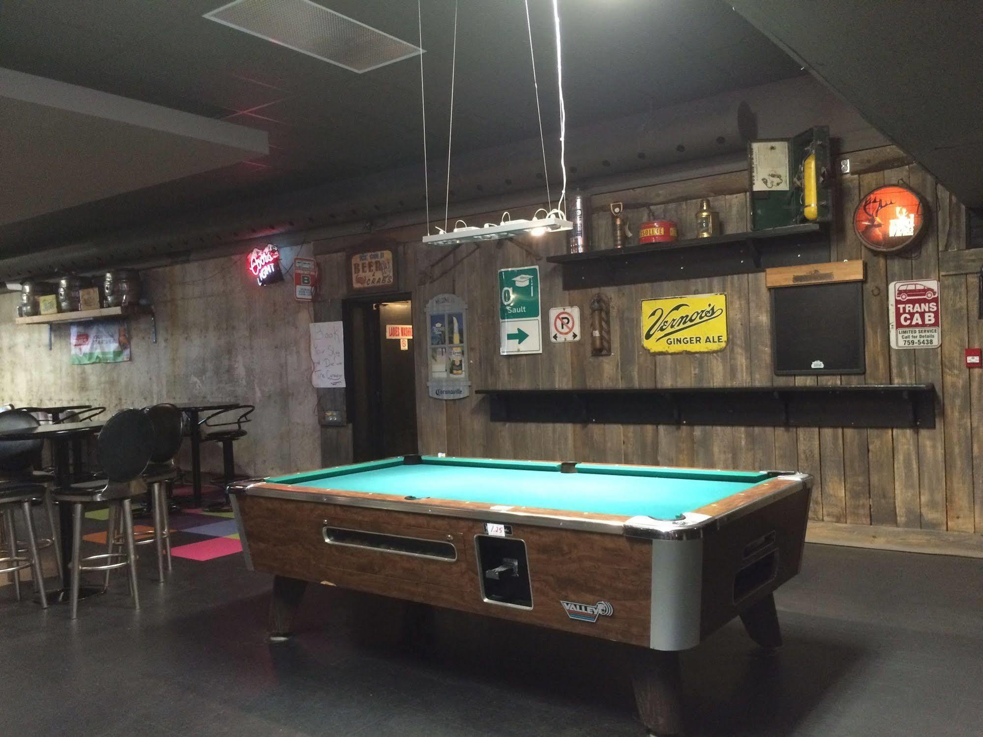 Canadian Motor Hotel Sault Ste. Marie Eksteriør billede